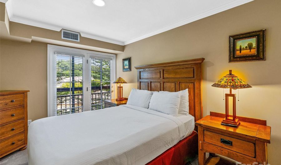 204 Bowling Park Rd, Asheville, NC 28803 - 2 Beds, 2 Bath