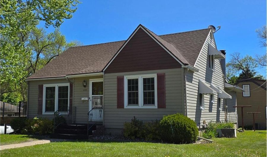 918 Clausen Ave, Albert Lea, MN 56007 - 3 Beds, 1 Bath