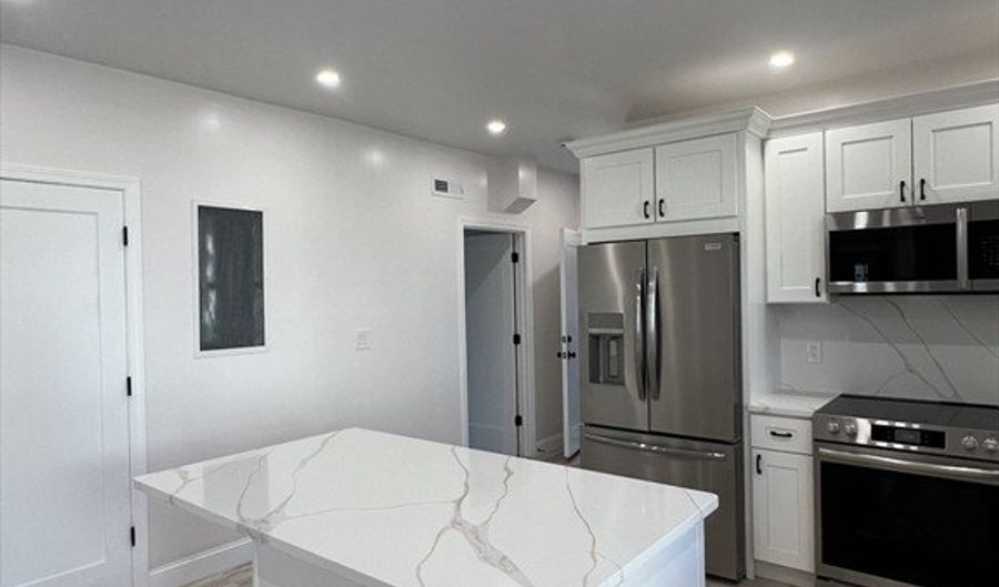 31 Old Morton St 1, Boston, MA 02126 - 3 Beds, 1 Bath
