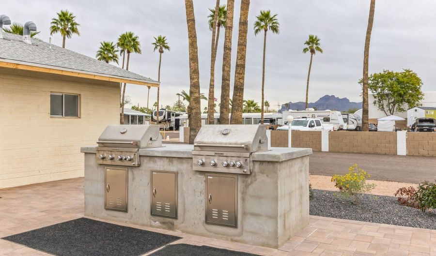 11100 E. Apache Trl 053, Apache Junction, AZ 85120 - 1 Beds, 1 Bath