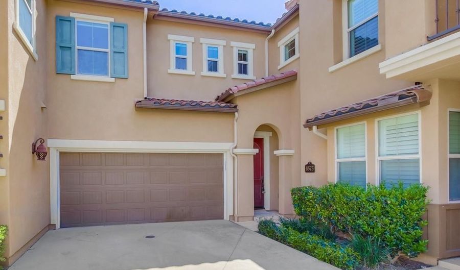 8575 OLD STONEFIELD CHASE, San Diego, CA 92127 - 3 Beds, 3 Bath