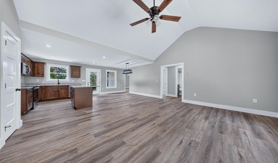 175 Carter Rd, Auburn, KY 42206 - 4 Beds, 2 Bath