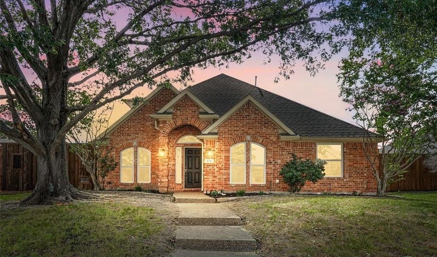 810 Amber Ct, Allen, TX 75002 - 4 Beds, 2 Bath