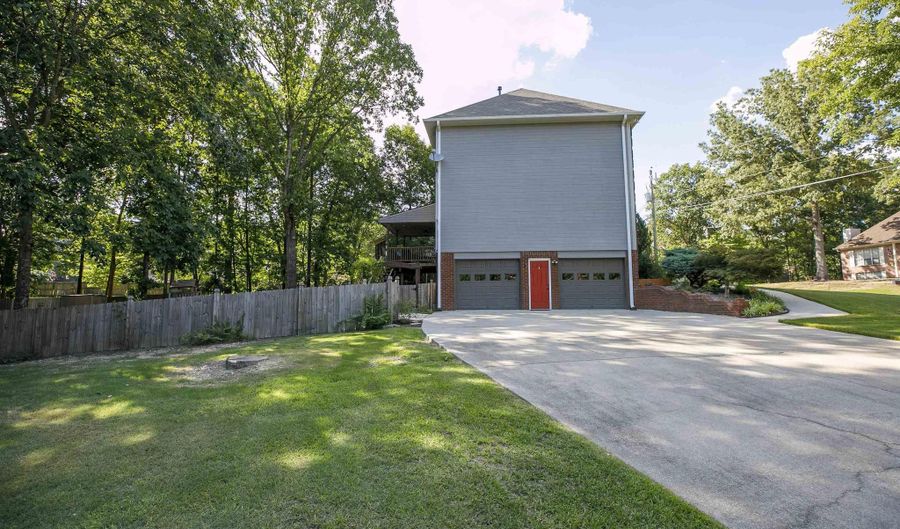 104 CAMDEN Cir, Alabaster, AL 35007 - 4 Beds, 4 Bath