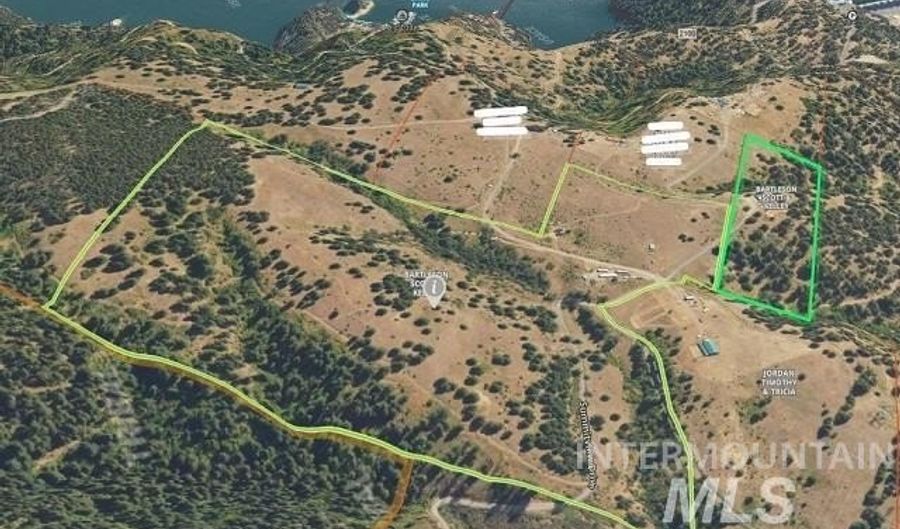 1521 Summitview Dr, Ahsahka, ID 83520 - 2 Beds, 1 Bath