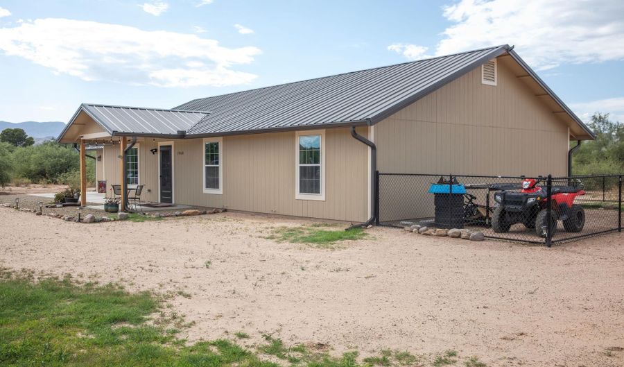 1960 W Willow Way, Benson, AZ 85602 - 3 Beds, 2 Bath