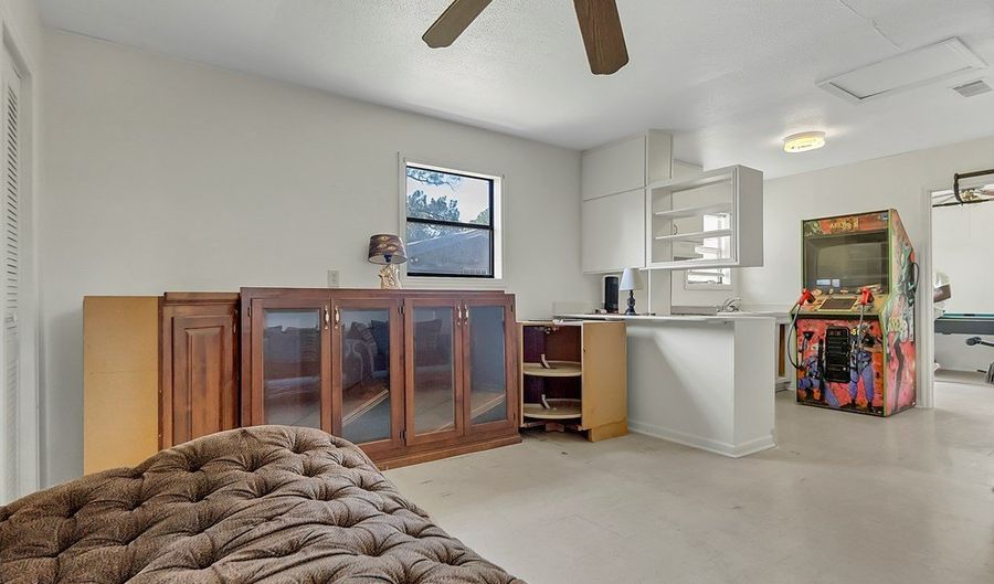 2608 WHISPERING PINES Rd, Albany, GA 31707 - 3 Beds, 2 Bath