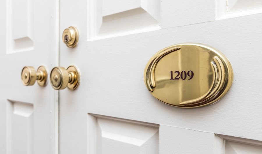 10 E LEE St 1209, Baltimore, MD 21202 - 2 Beds, 2 Bath