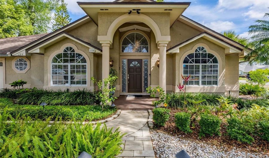 154 ACADEMY OAKS Pl, Altamonte Springs, FL 32714 - 4 Beds, 2 Bath