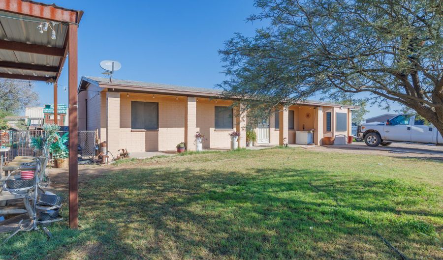 7902 W RANDOLPH Rd, Casa Grande, AZ 85194 - 4 Beds, 2 Bath