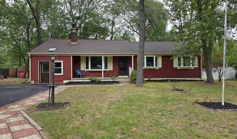 1088 LINCOLN Ave, Atco, NJ 08004 - 3 Beds, 1 Bath