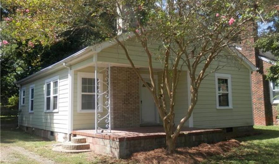 3116 Commonwealth Ave, Charlotte, NC 28205 - 3 Beds, 1 Bath