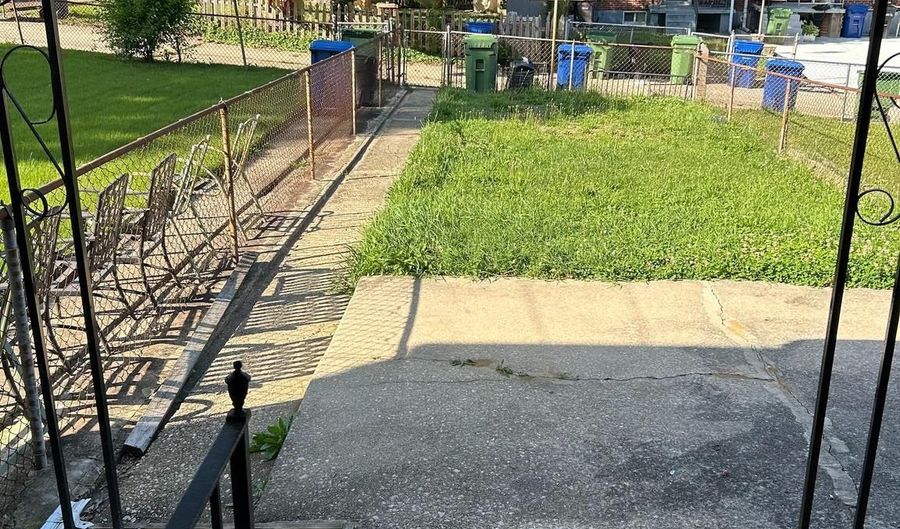 864 BENNINGHAUS Rd, Baltimore, MD 21212 - 3 Beds, 2 Bath