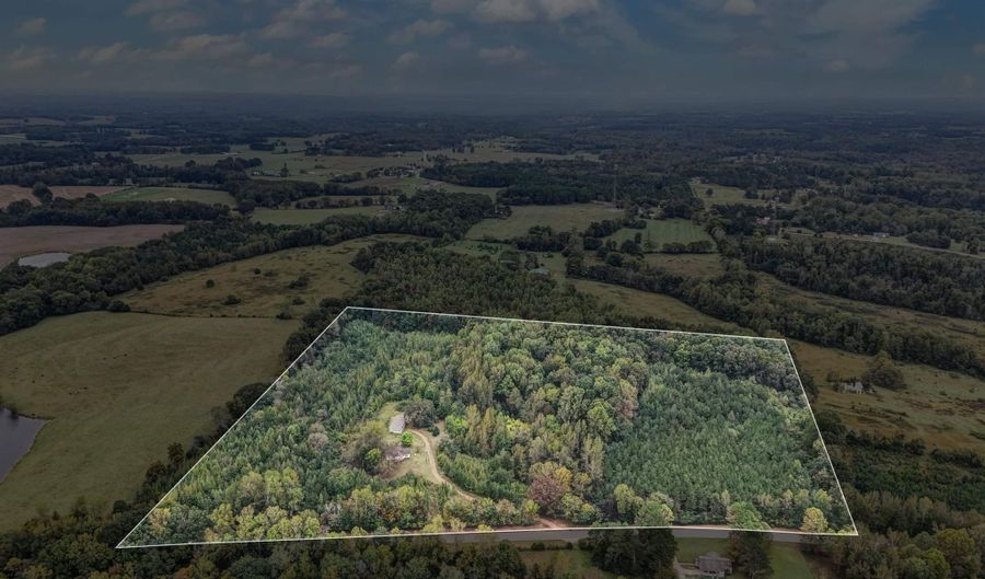 8360 Hwy 207, Anderson, AL 35610 - 4 Beds, 2 Bath