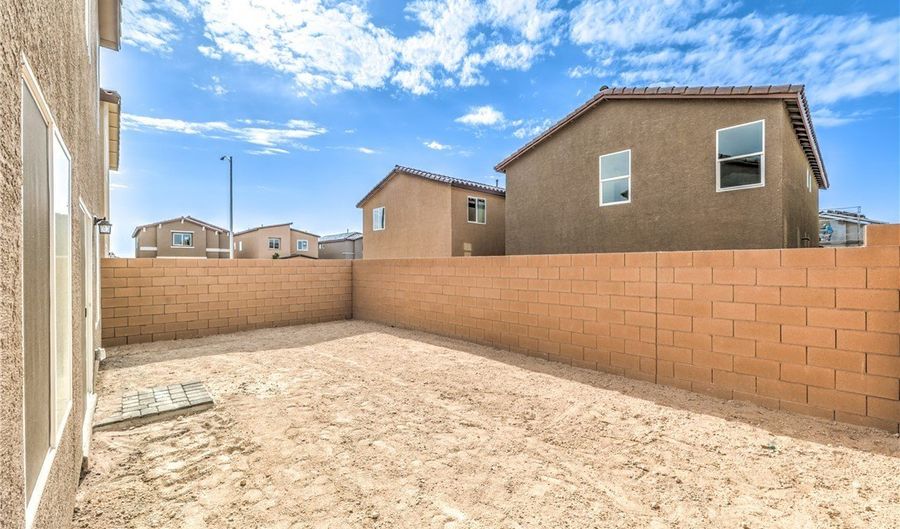1098 Saffron Toucan Ln, Henderson, NV 89011 - 3 Beds, 3 Bath