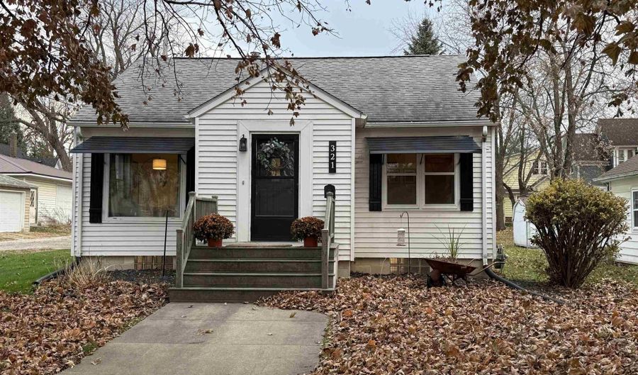 321 State St, Ackley, IA 50601 - 2 Beds, 1 Bath
