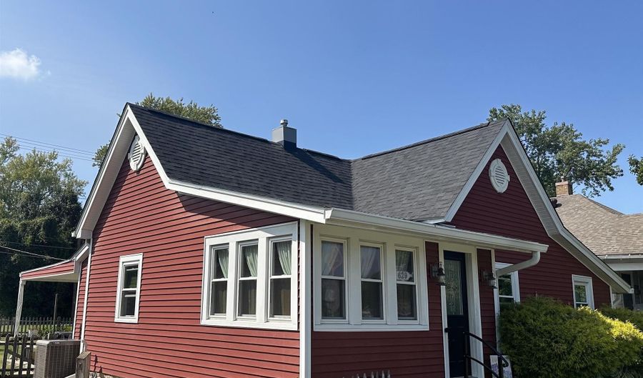 629 R St, Bedford, IN 47421 - 2 Beds, 1 Bath