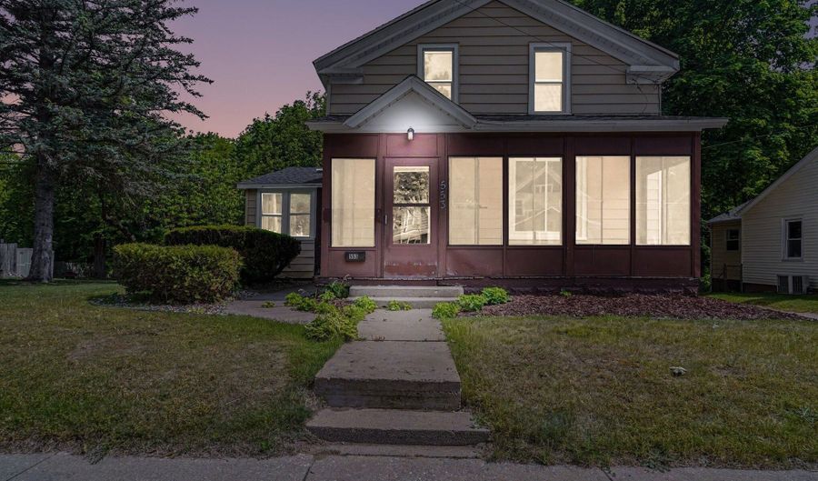 553 Ely St, Allegan, MI 49010 - 3 Beds, 2 Bath