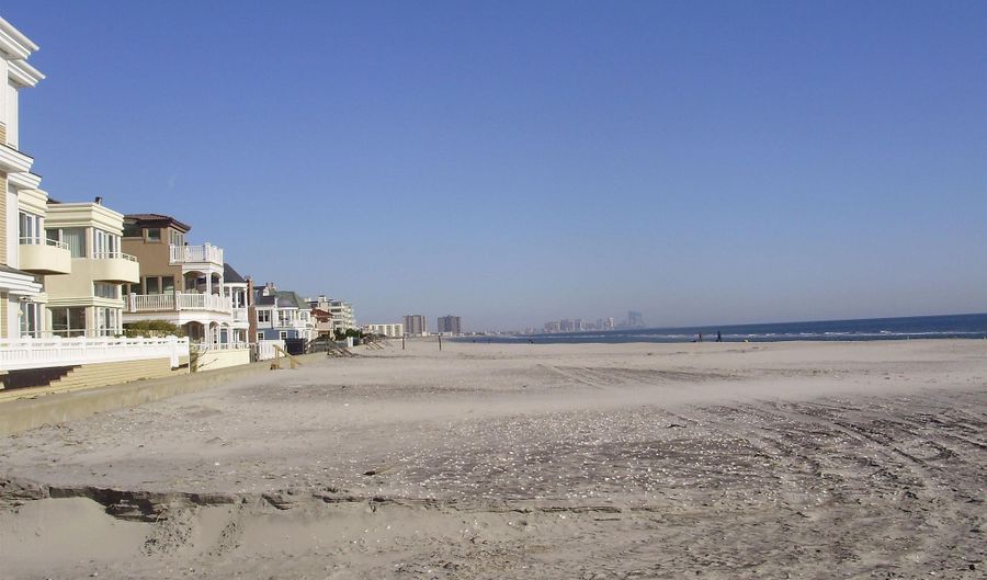 101 S Raleigh Ave 929,930, 931, Atlantic City, NJ 08401 - 3 Beds, 3 Bath