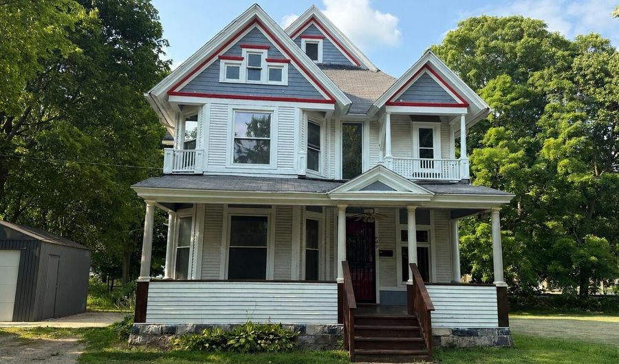 409 E Porter St, Albion, MI 49224 - 4 Beds, 3 Bath