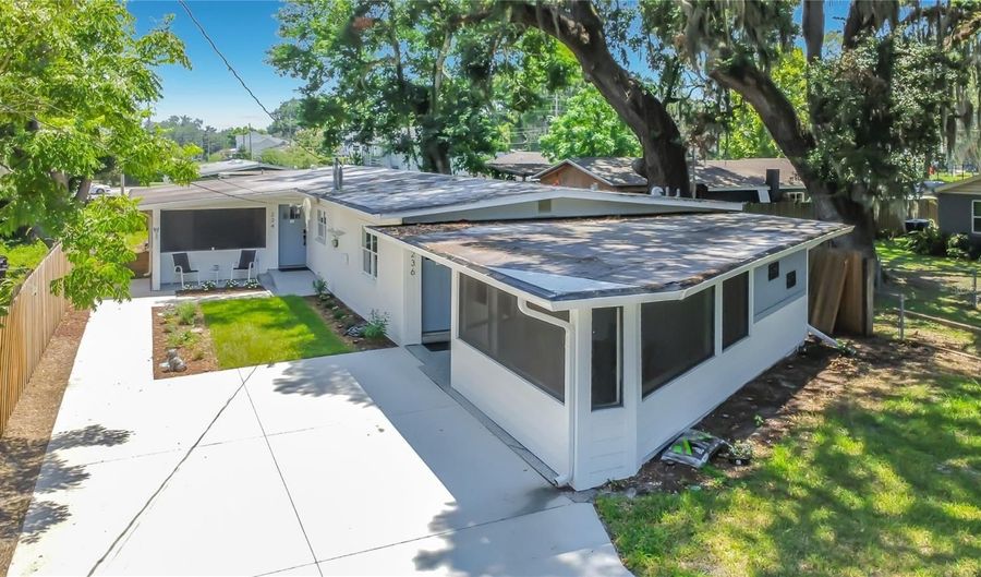 236 EMORY Pl, Orlando, FL 32804 - 4 Beds, 2 Bath