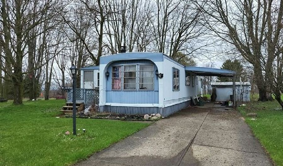 13 Quarry Hill Ests 13, Akron, NY 14001 - 2 Beds, 1 Bath
