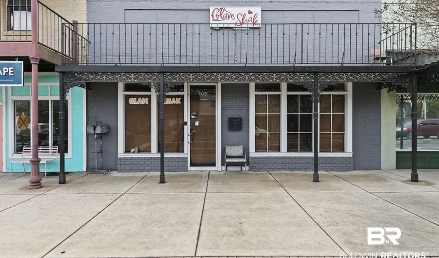 105 N Main St, Atmore, AL 36502 - 0 Beds, 0 Bath