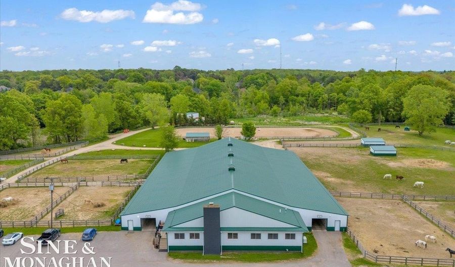 270 N Rochester Rd, Addison Twp., MI 48367 - 1 Beds, 1 Bath