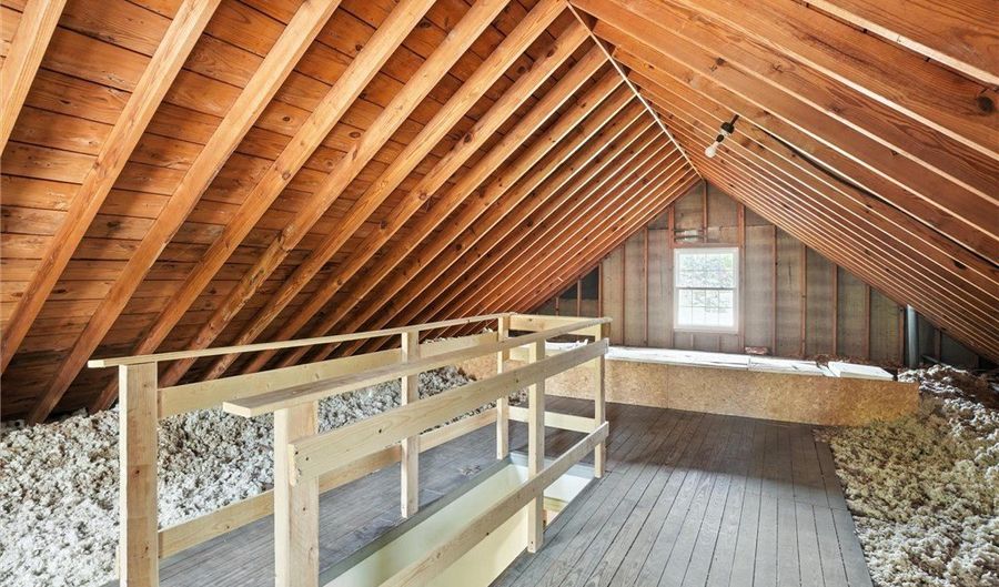 1330 Bunker Hill Rd, Ashtabula, OH 44004 - 3 Beds, 1 Bath