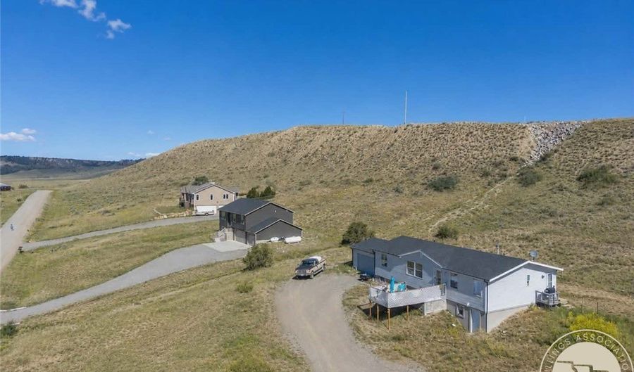 8439 Shorthorn Dr, Billings, MT 59106 - 3 Beds, 3 Bath