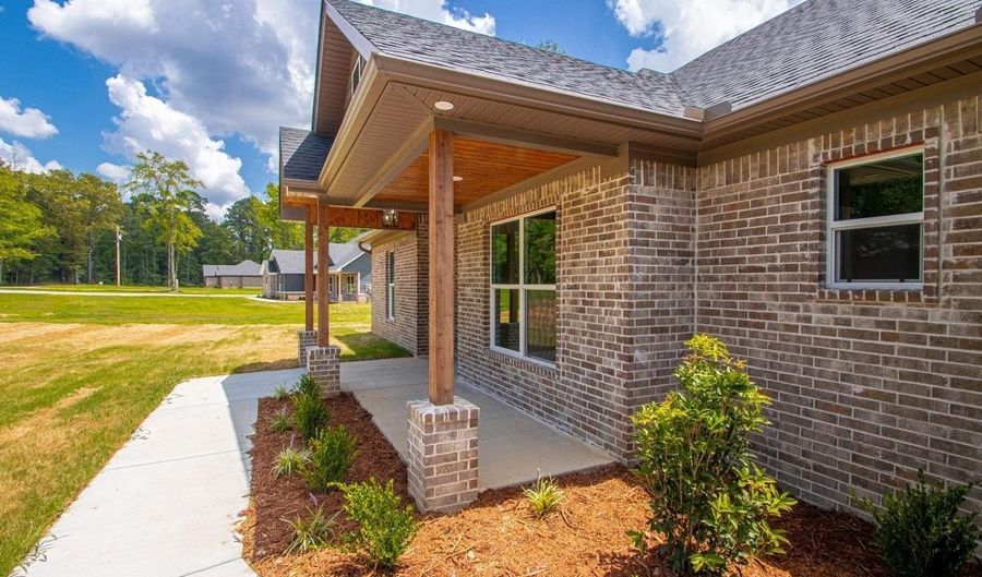 6748 N Detonti Rd, Bauxite, AR 72011 - 4 Beds, 3 Bath