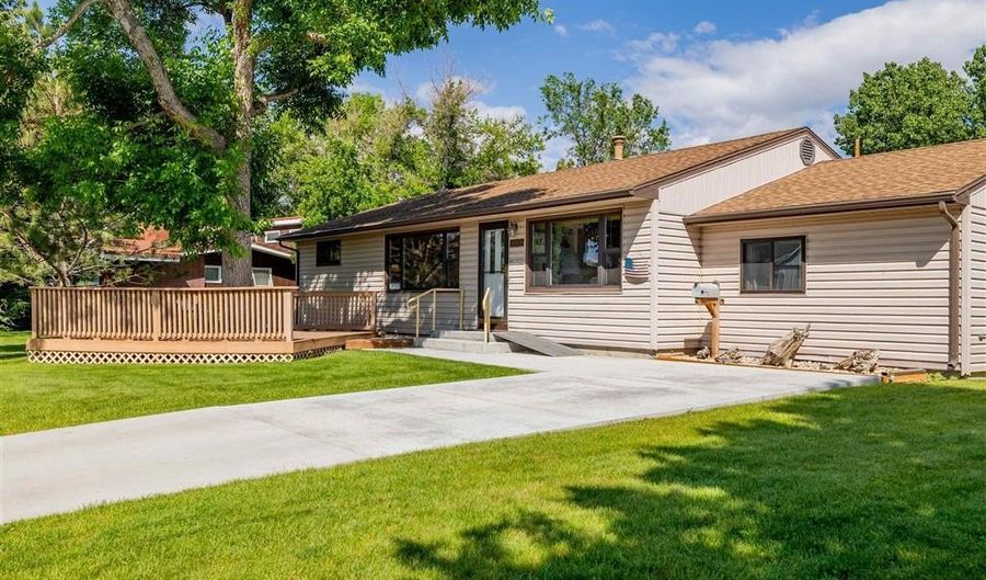 2519 Beartooth Dr, Cody, WY 82414 - 5 Beds, 1 Bath