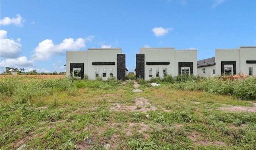 911 13th St, Alamo, TX 78589 - 0 Beds, 0 Bath