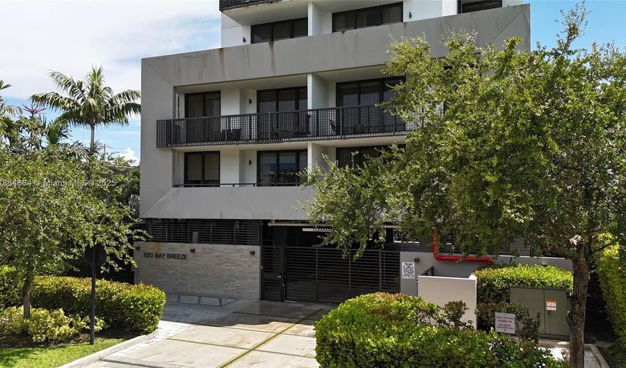 1120 98th St 403, Bay Harbor Islands, FL 33154 - 2 Beds, 2 Bath