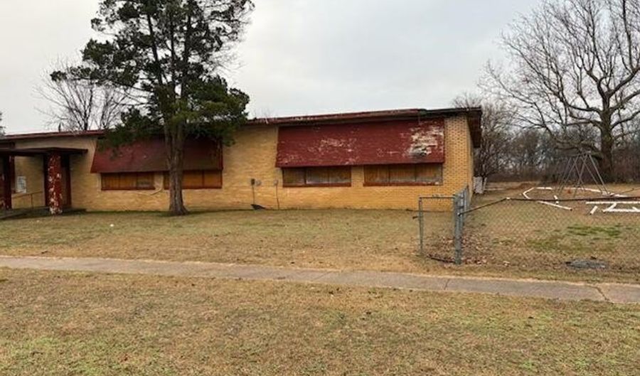 206 N Douglas St, Arbyrd, MO 63821 - 0 Beds, 0 Bath
