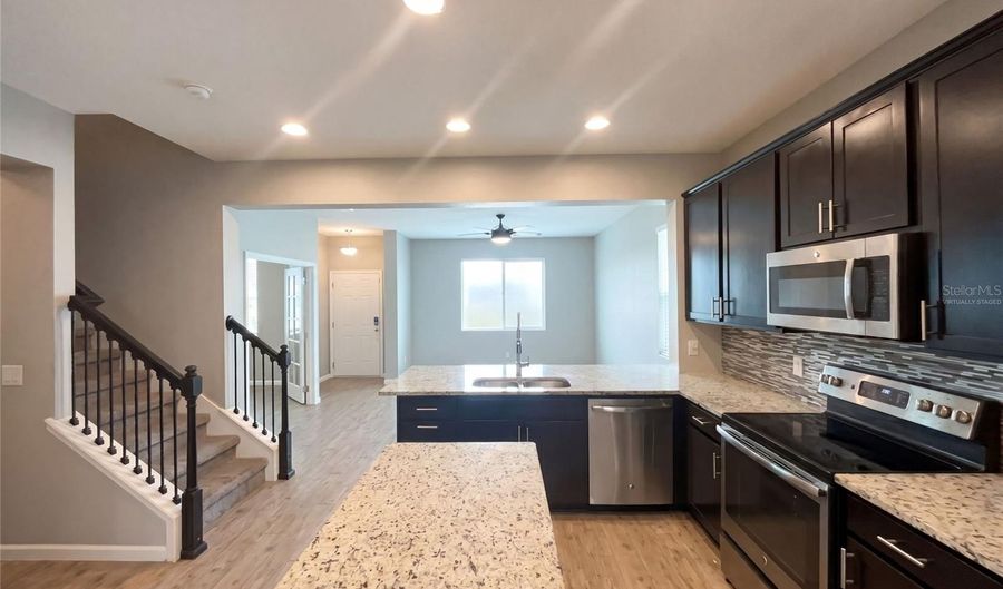 2264 FICUS Aly, Apopka, FL 32703 - 3 Beds, 3 Bath