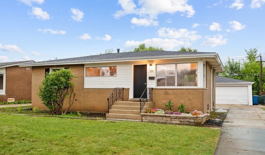 326 E Alden Dr, Addison, IL 60101 - 3 Beds, 2 Bath