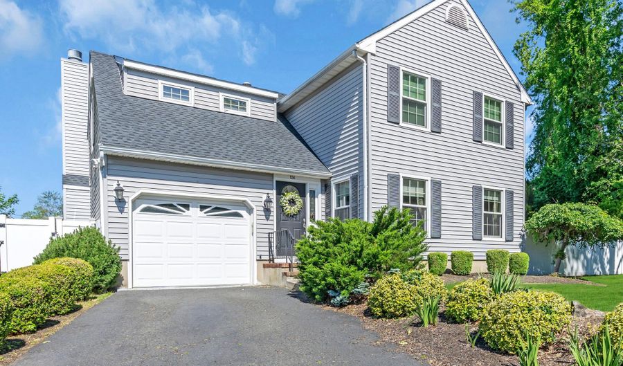124 Sandpiper Dr, Belford, NJ 07718 - 3 Beds, 2 Bath