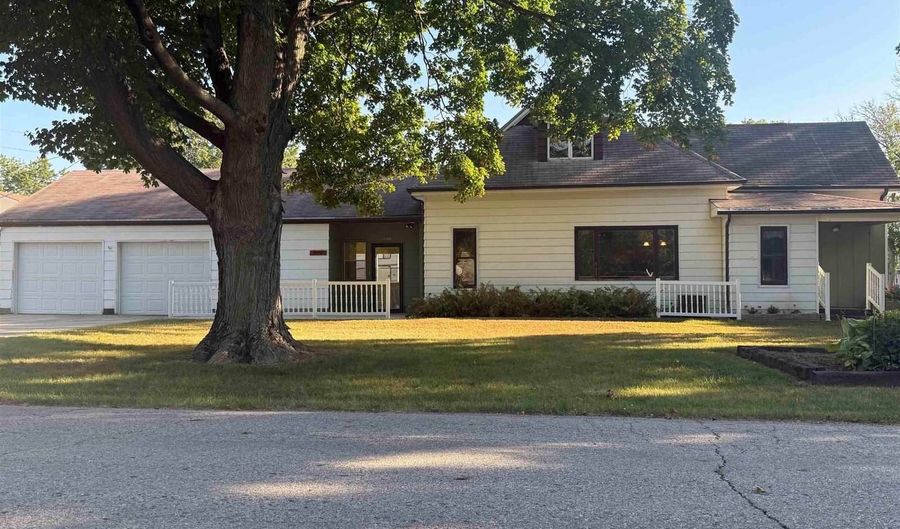 400 S 2nd Ave, Anthon, IA 51004 - 2 Beds, 2 Bath
