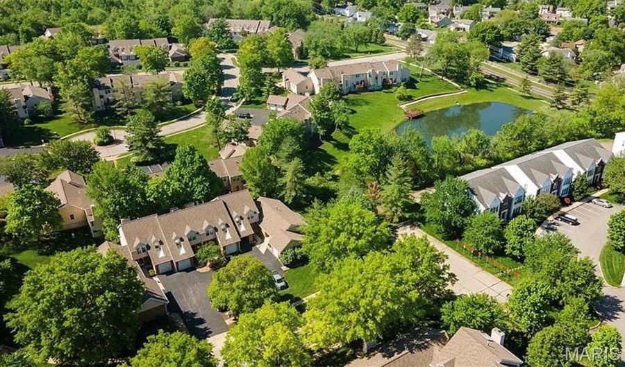 1433 Tahoe Valley Ct, Ballwin, MO 63021 - 2 Beds, 2 Bath