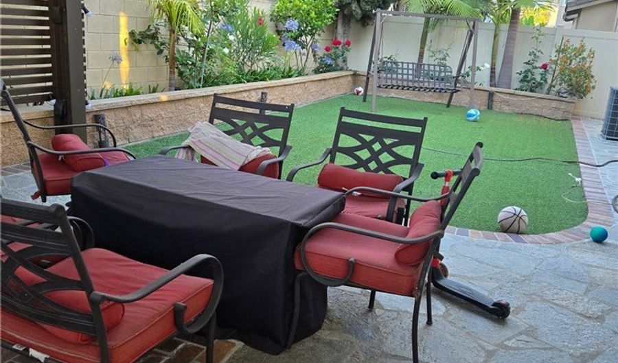 1210 S Cabernet Cir, Anaheim, CA 92804 - 3 Beds, 3 Bath