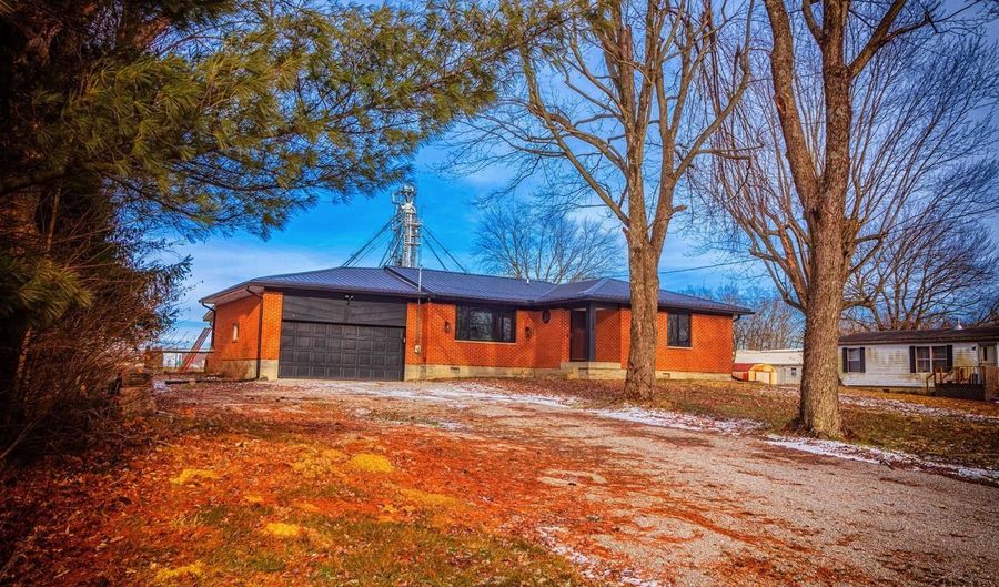 1300 Tri County Rd, Winchester, OH 45697 - 3 Beds, 2 Bath