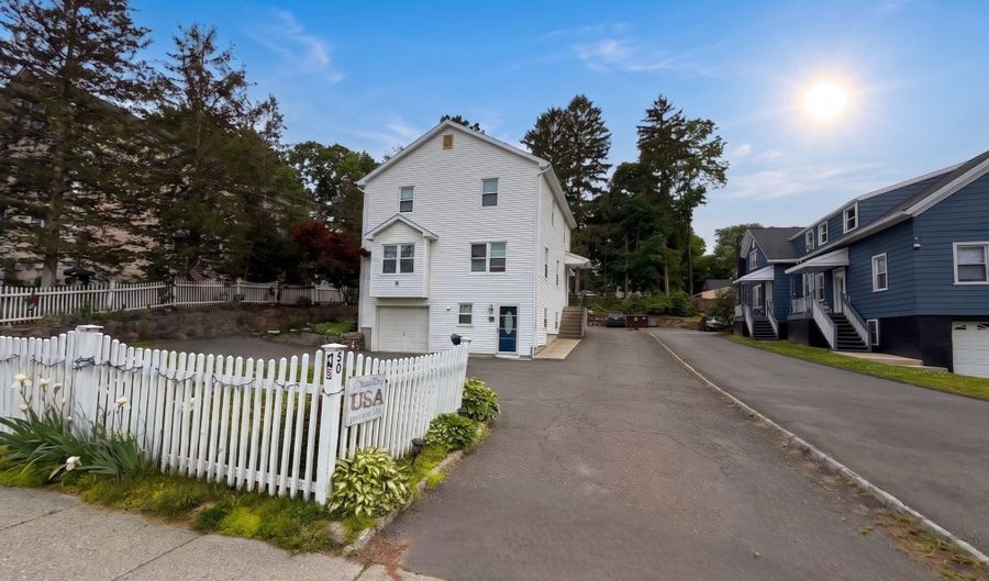 50 Lincoln Ave 1 A Front, Danbury, CT 06810 - 3 Beds, 3 Bath