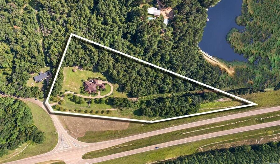 2197 Old Highway 84, Brookhaven, MS 39601 - 5 Beds, 4 Bath