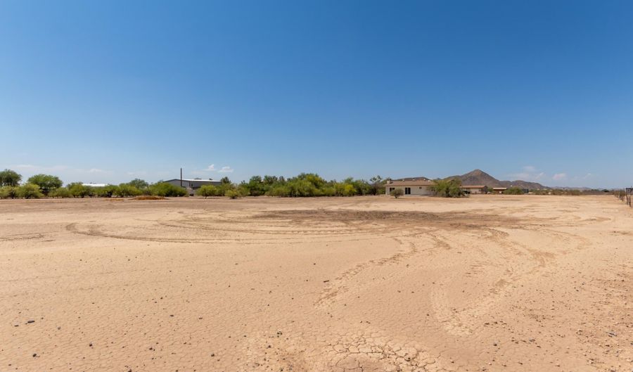 7525 W Lake Erie Dr, Casa Grande, AZ 85194 - 3 Beds, 3 Bath
