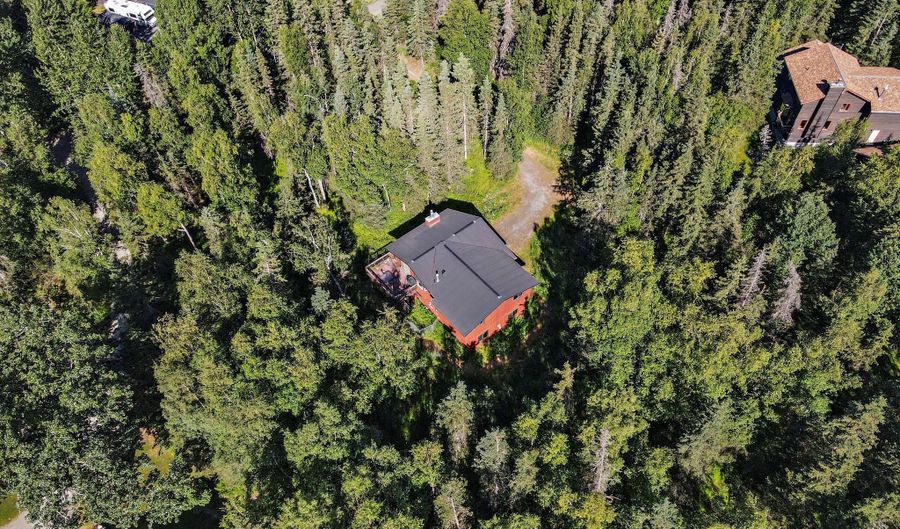 10151 Evergreen Tree St, Anchorage, AK 99507 - 4 Beds, 2 Bath
