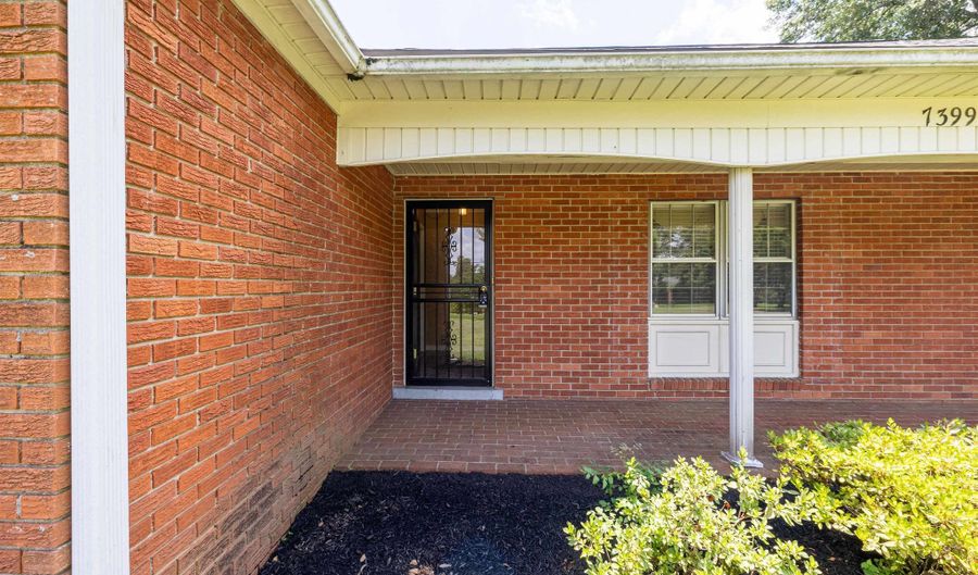 7399 MEMPHIS-ARLINGTON, Bartlett, TN 38135 - 4 Beds, 2 Bath