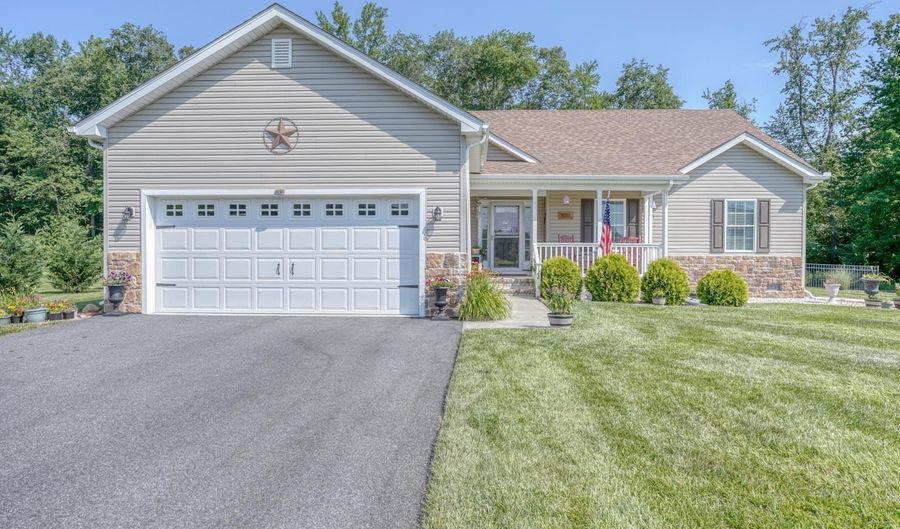 122 LULU Ln, Dover, DE 19901 - 4 Beds, 2 Bath