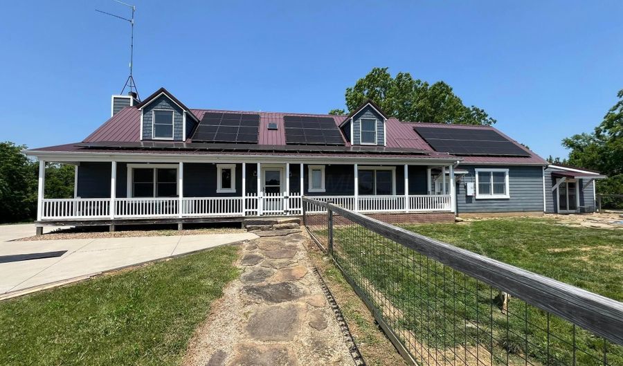 16222 Hooper Ridge Rd, Amesville, OH 45711 - 4 Beds, 5 Bath