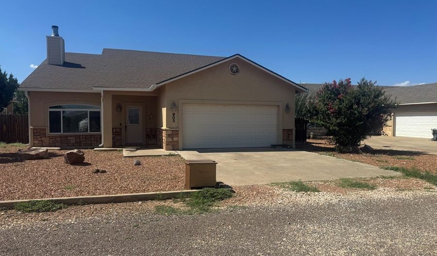 903 W Uvalde, Alpine, TX 79830 - 3 Beds, 2 Bath